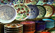 Pottery dishes