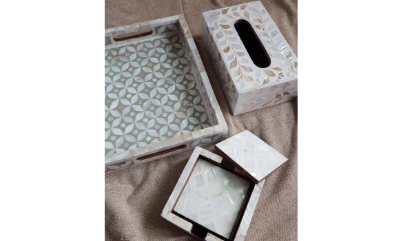 Pièces décoratives en nacre
