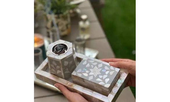 Accessoires de fête en nacre